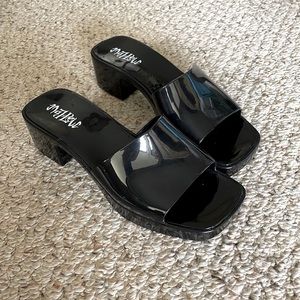 NWT Black Chunky Heel Sandals